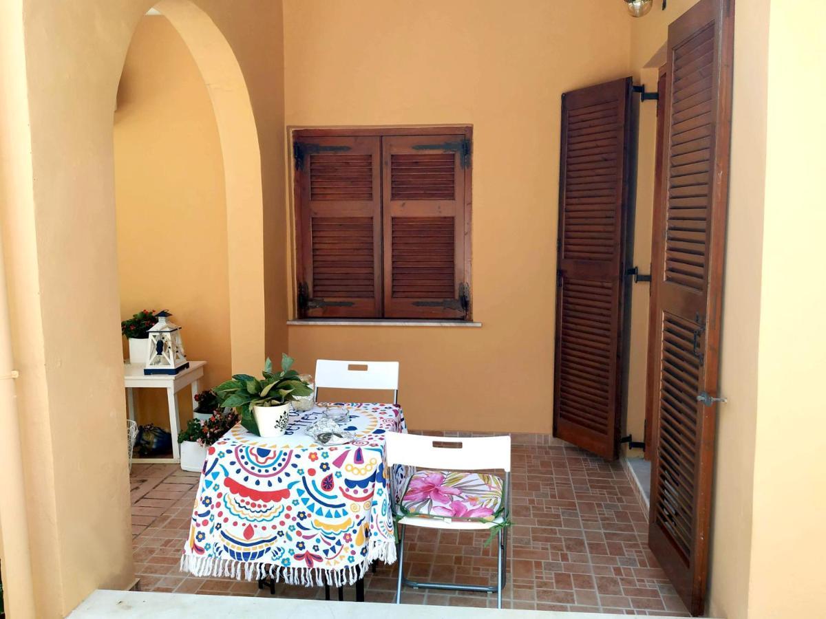 Family Holiday Apartment With Garden & Bbq Velonádes Buitenkant foto